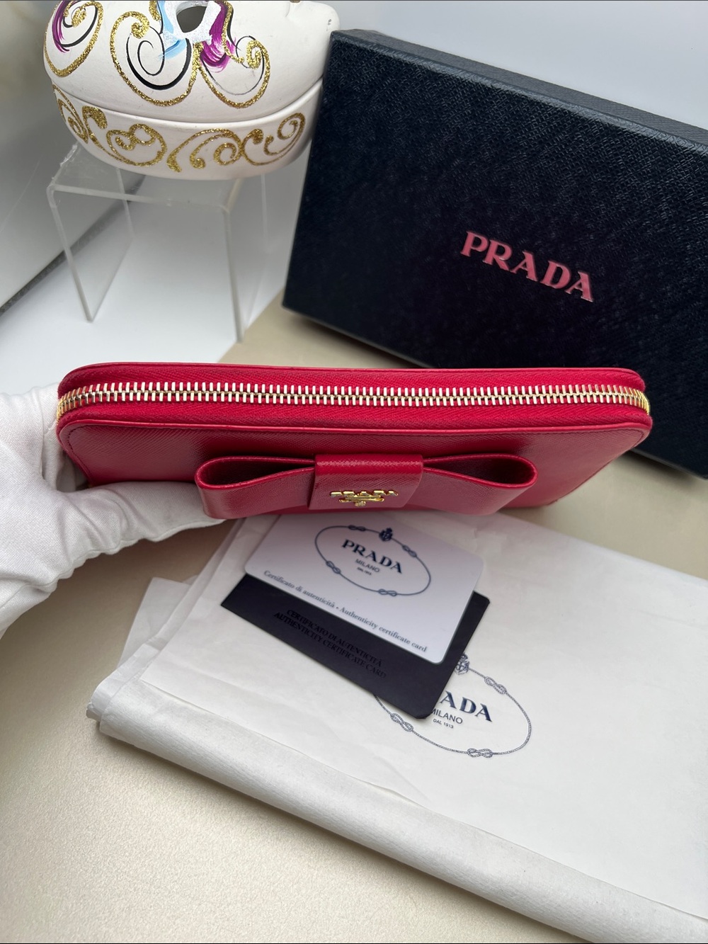 Prada Fuchsia Saffiano Leather Bow
Continental Wallet W/Box Authentication Card - Picture 6 of 17